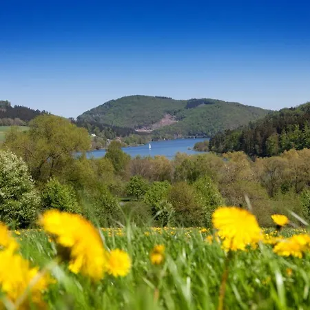 Berg-Chalet Mit Whirlpool Und Kamin