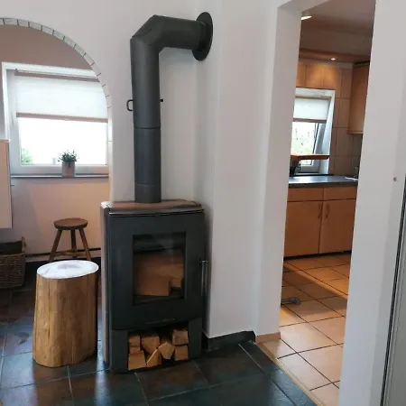 Berg-Chalet Mit Whirlpool Und Kamin